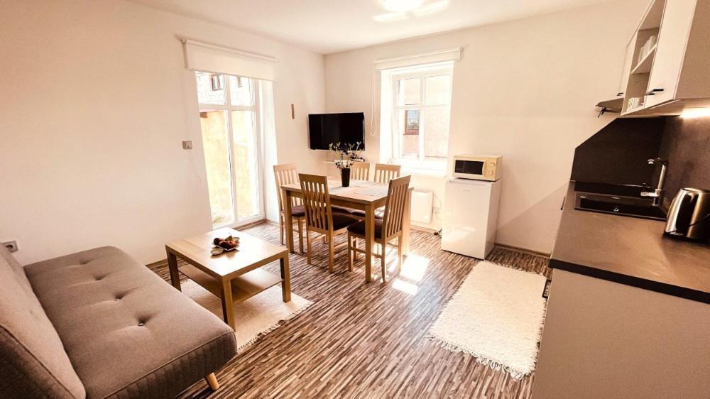 Apartmany Hvezdecka Broumov Luaran gambar