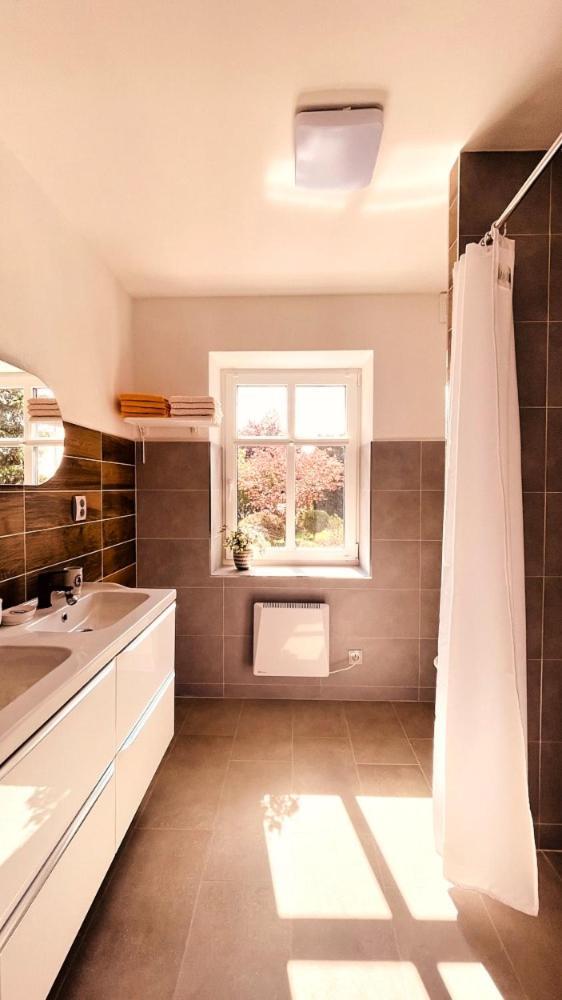 Apartmany Hvezdecka Broumov Luaran gambar