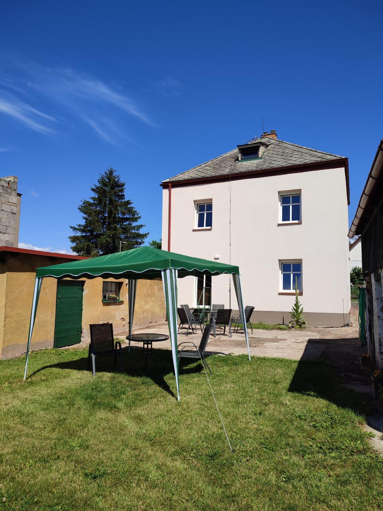 Apartmany Hvezdecka Broumov Luaran gambar